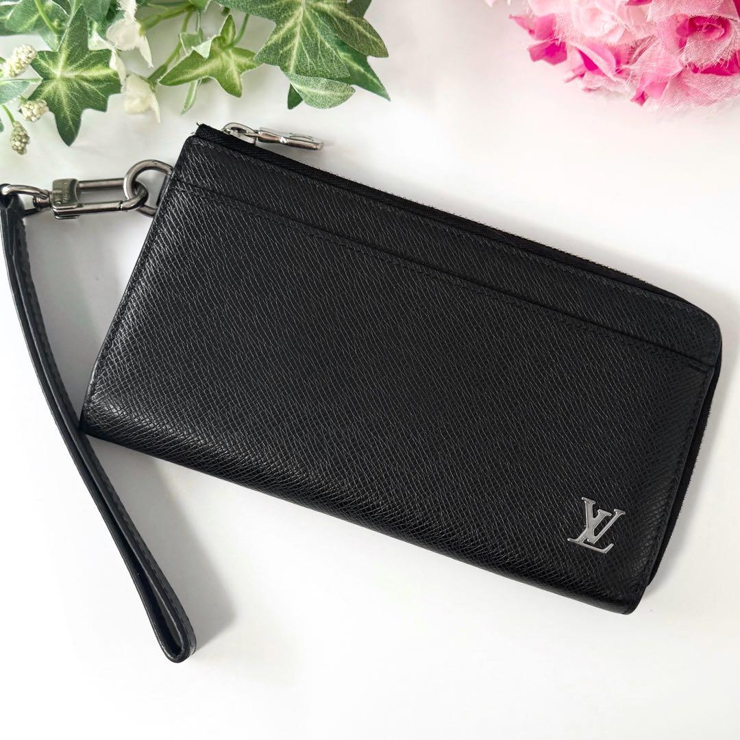 ✨極美品IC内蔵✨ルイヴィトン タイガ シルバーロゴ金具 ジッピー