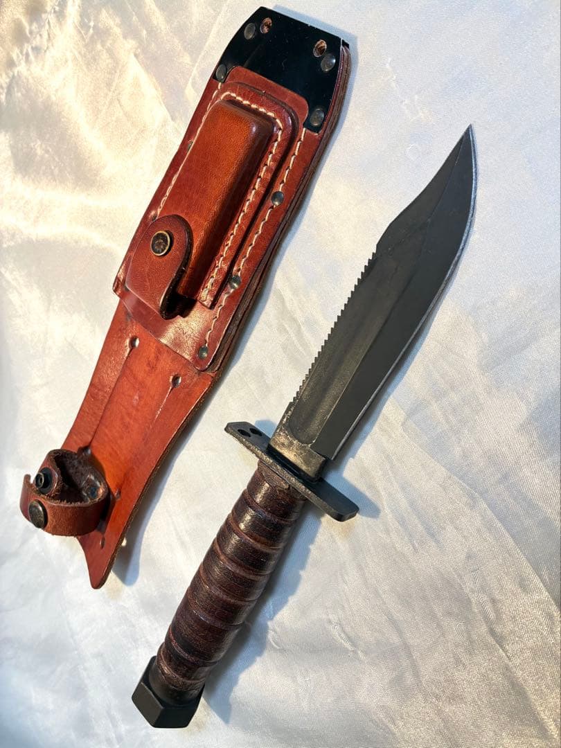 エアフォースサバイバルナイフ　カミラス