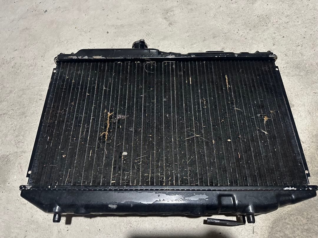 AE86 ラジエーター