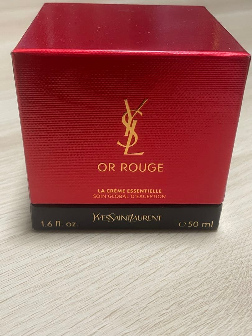 未使用未開封　イヴサンローラン オールージュ ラ クレーム エサンシエル50ml