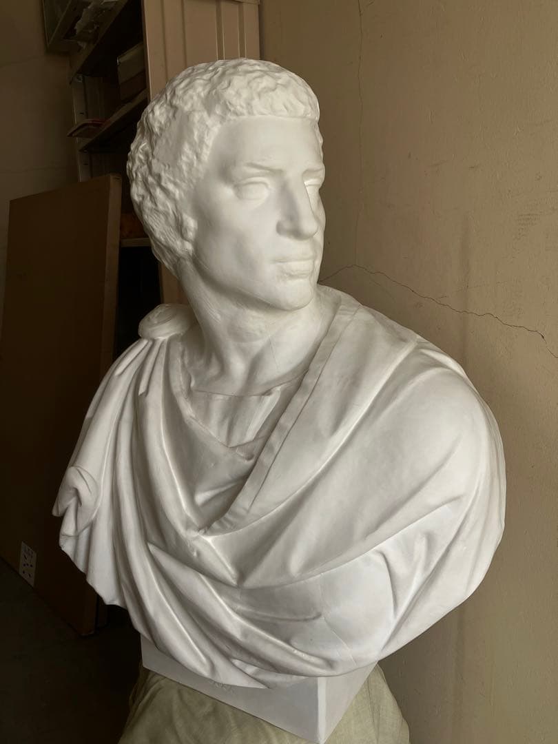 ブルータス 胸像