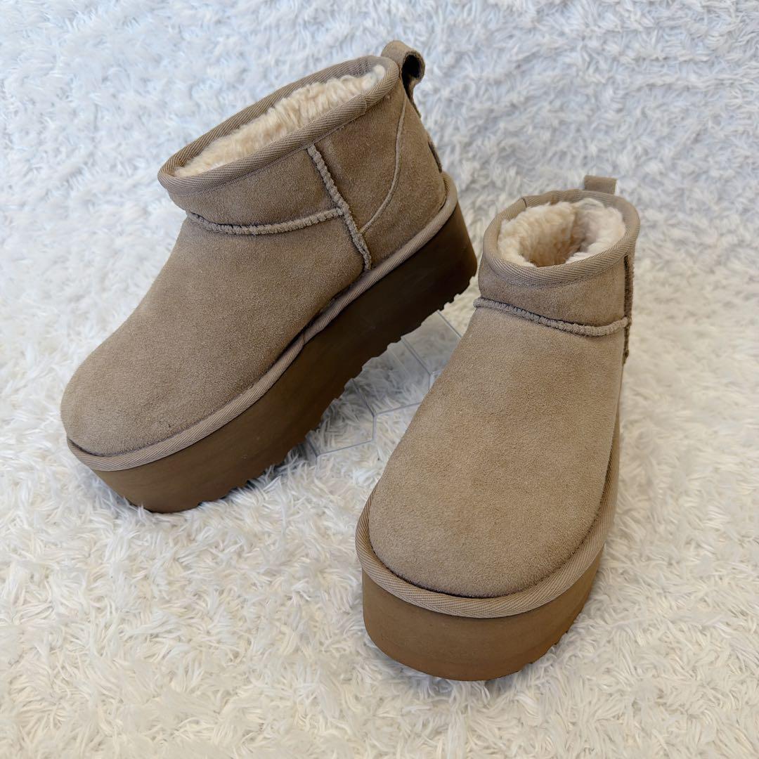 【美品】UGG CLASSIC ULTRA MINI PLATFORM 23cm