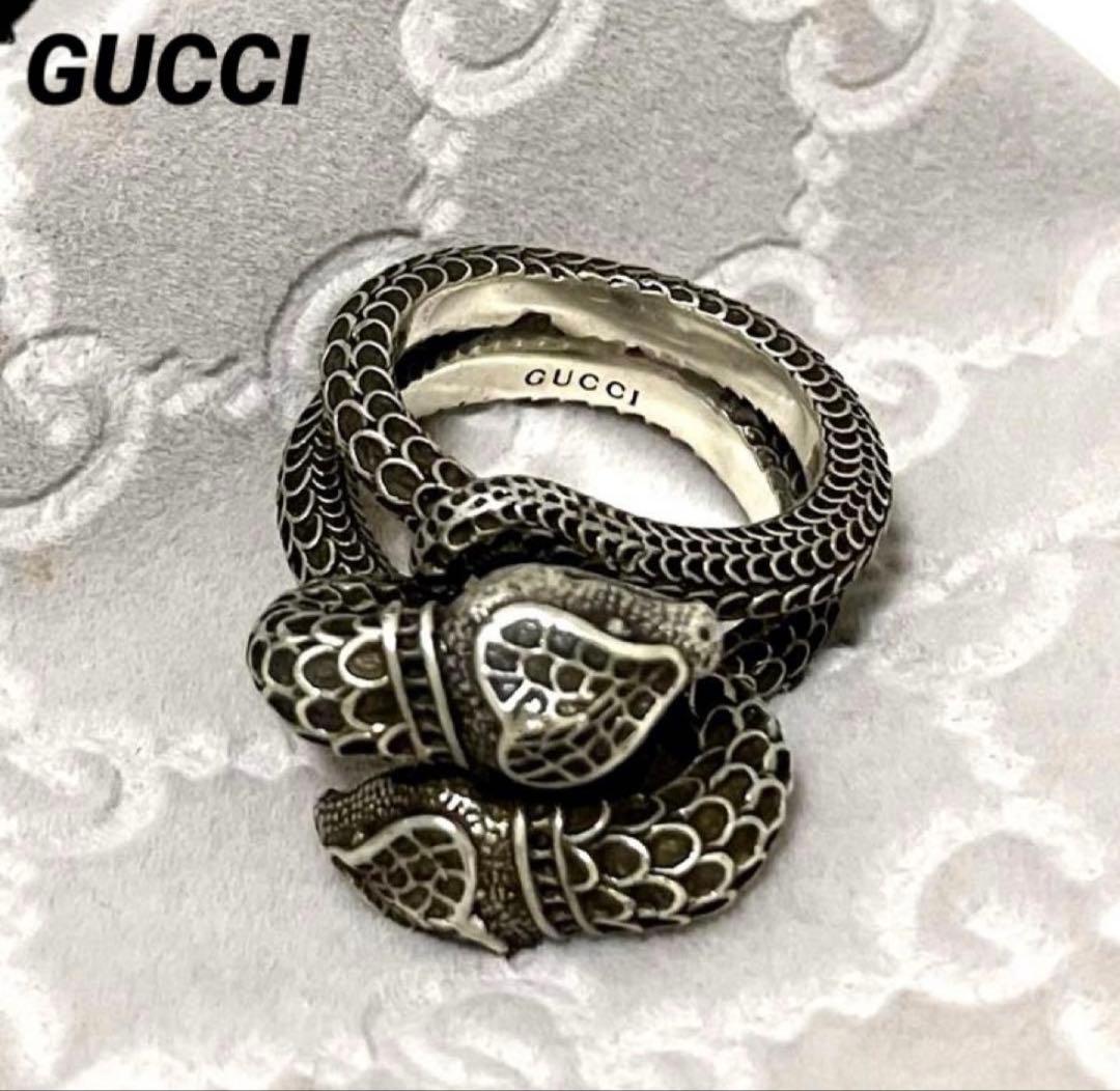 GUCCI 蛇のデザイン シルバーリング