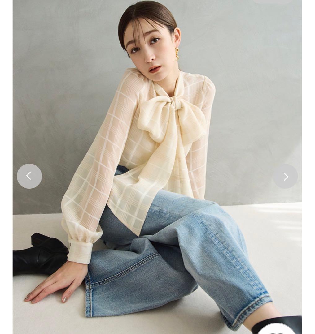 フレイアイディー　ビッグボウタイブラウス