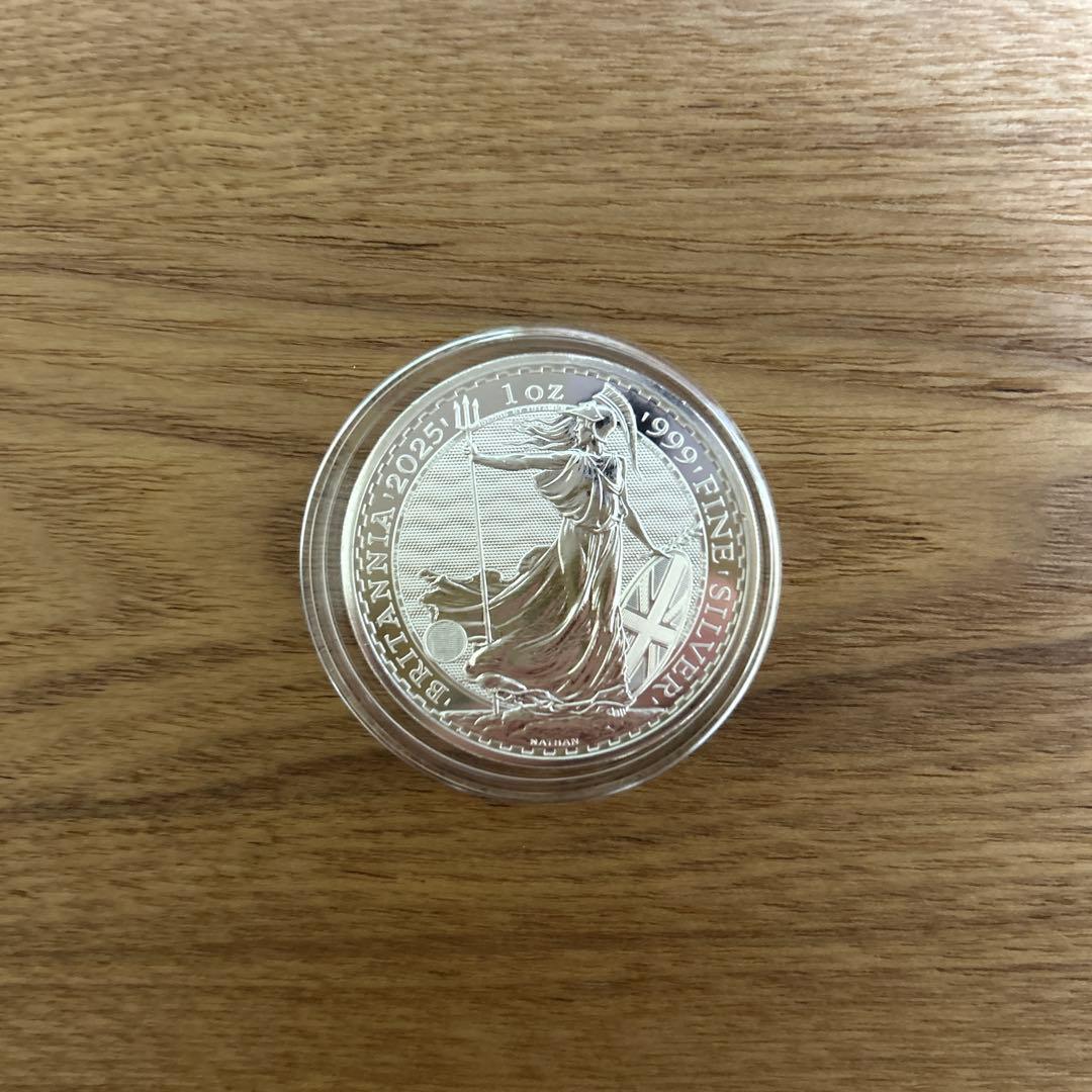 純銀　2025 イギリス　ブリタニア