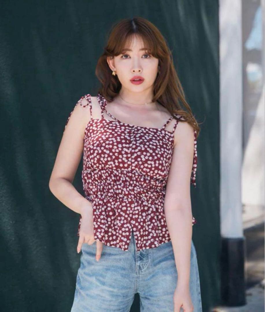 Cherry Pattern Strap Top herlipto チェリー　S