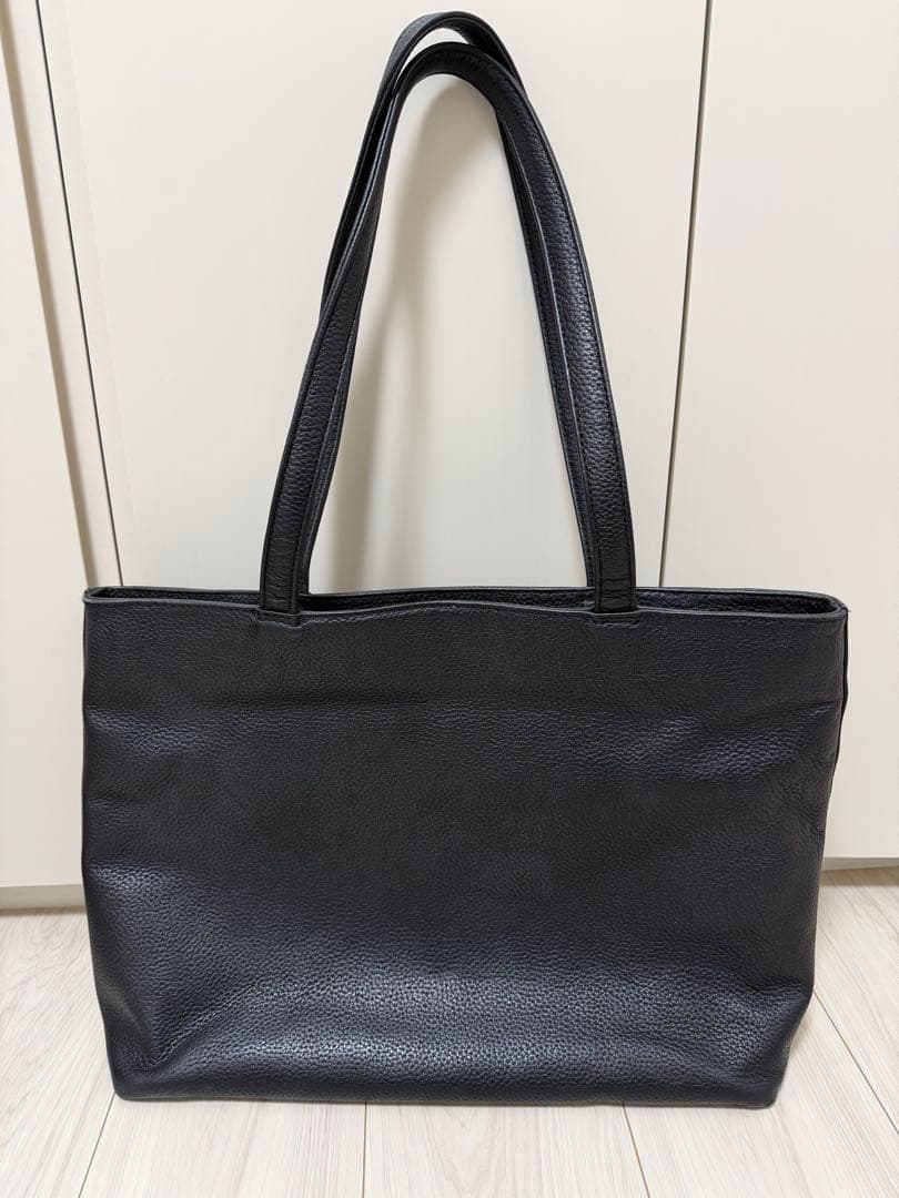 レザートート ブラック　HushTug