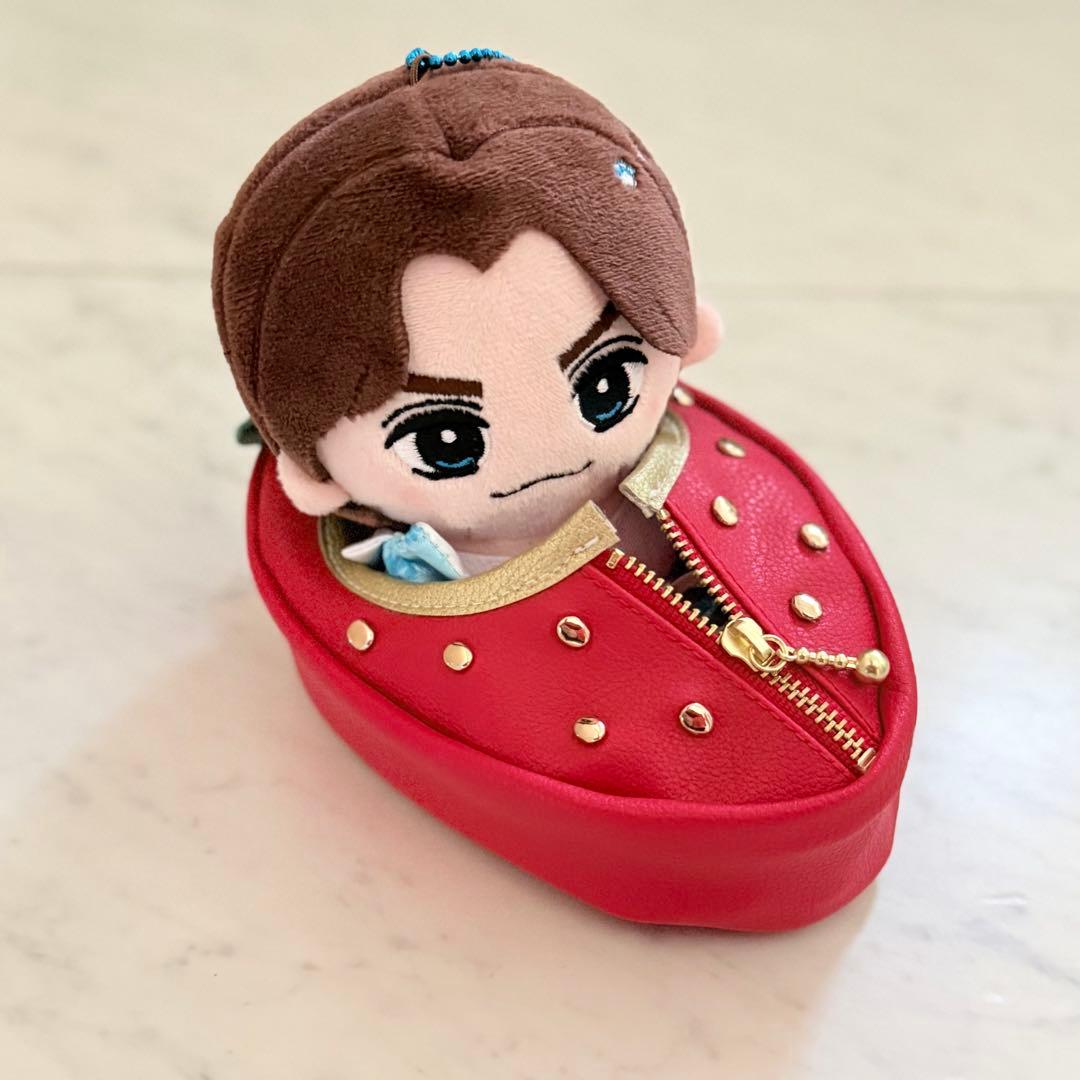 はぴぬいサイズ イチゴ ポーチ Travis Japan - メルカリ