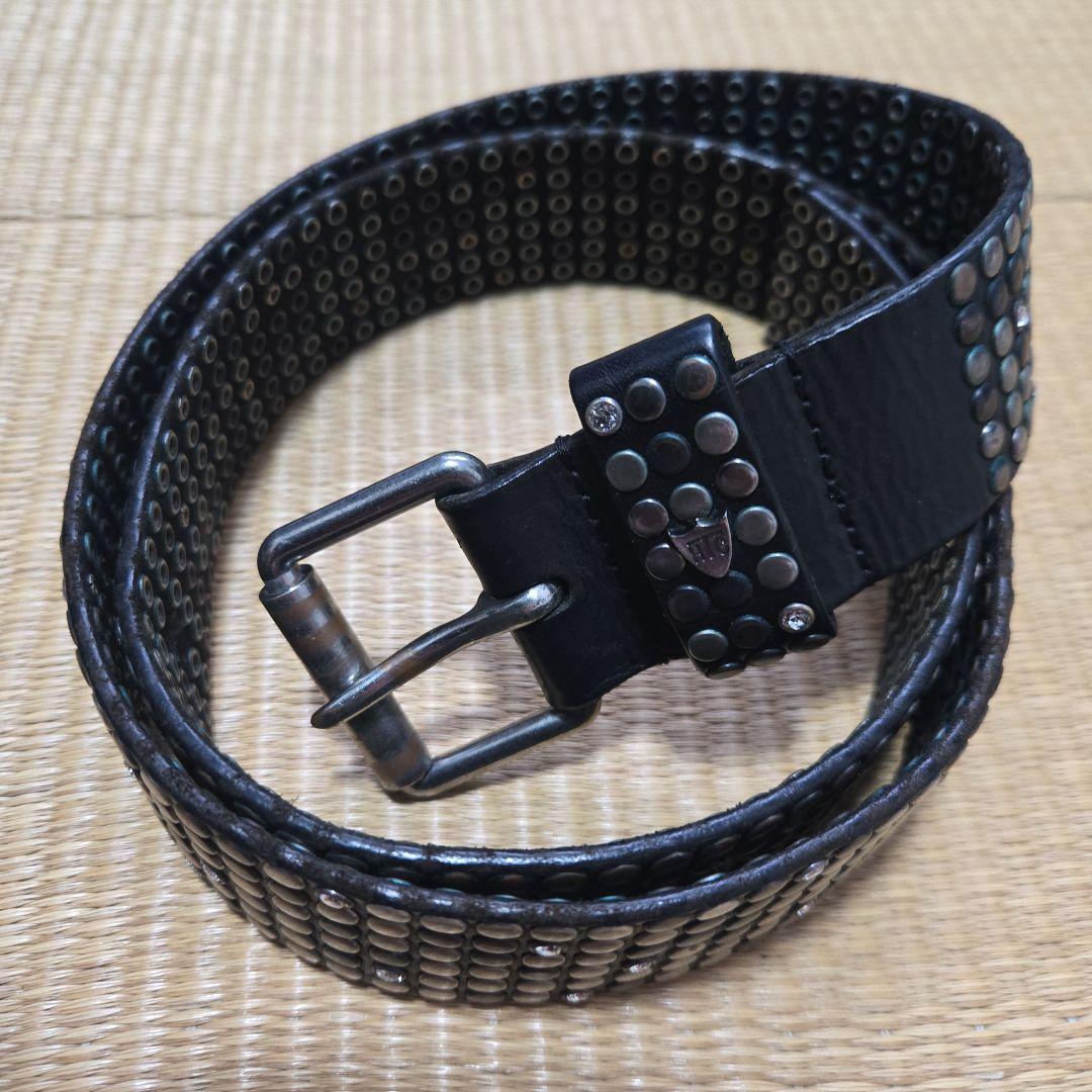 HTC 6連スタッズベルト ブラック