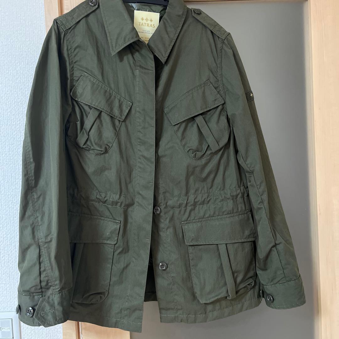 タトラス ミリタリージャケット オリーブ