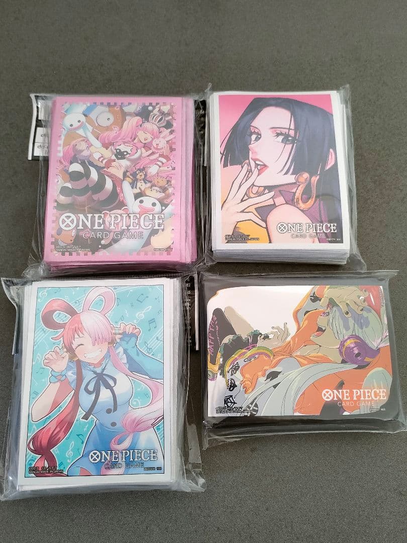 新品未開封 スリーブ各種 ウタ ハンコック ペローナ ワンピースカードゲーム