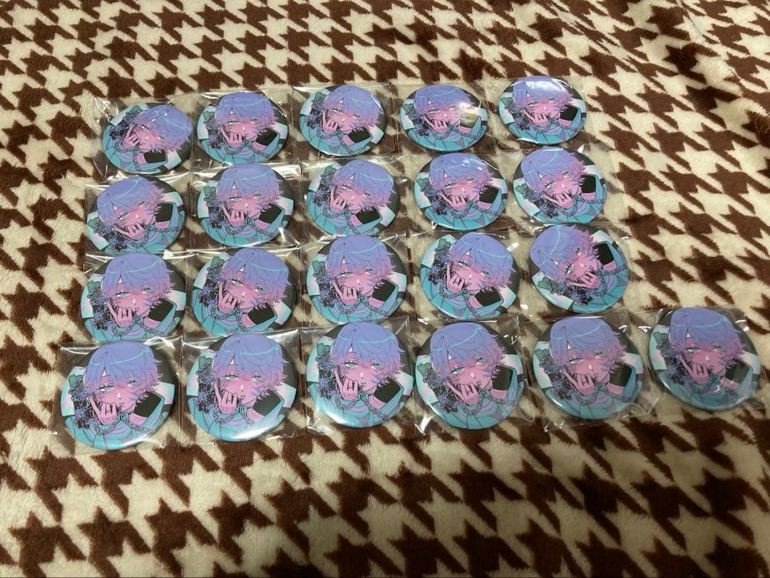 いれいす -hotoke- I wanna ♡ 缶バ