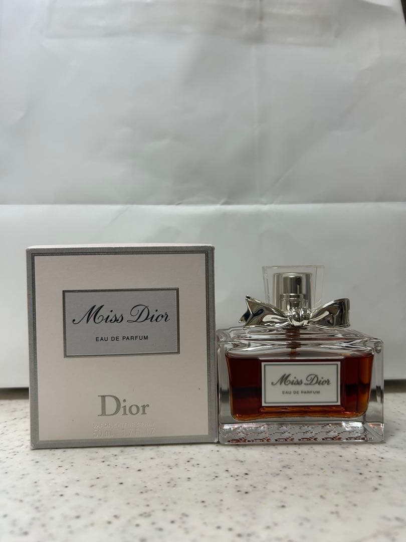 DIOR ミスディオール オードゥパルファン　箱付き　50㎖弱