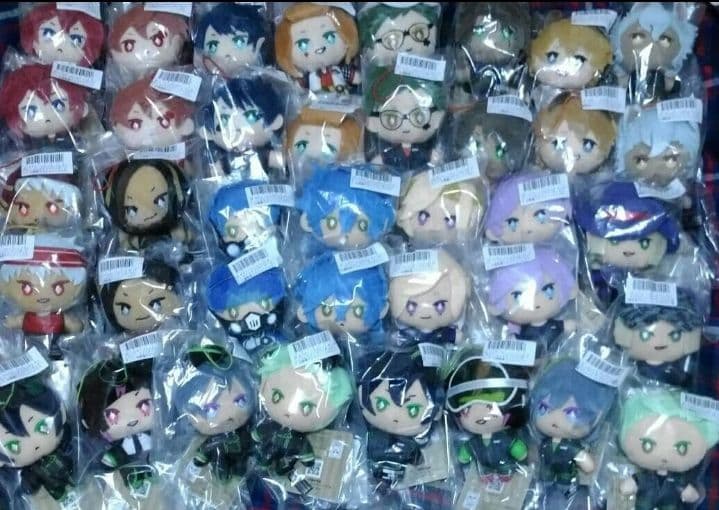 ツイステ エクストラマスコット　ぬいぐるみ　38種類＋11体