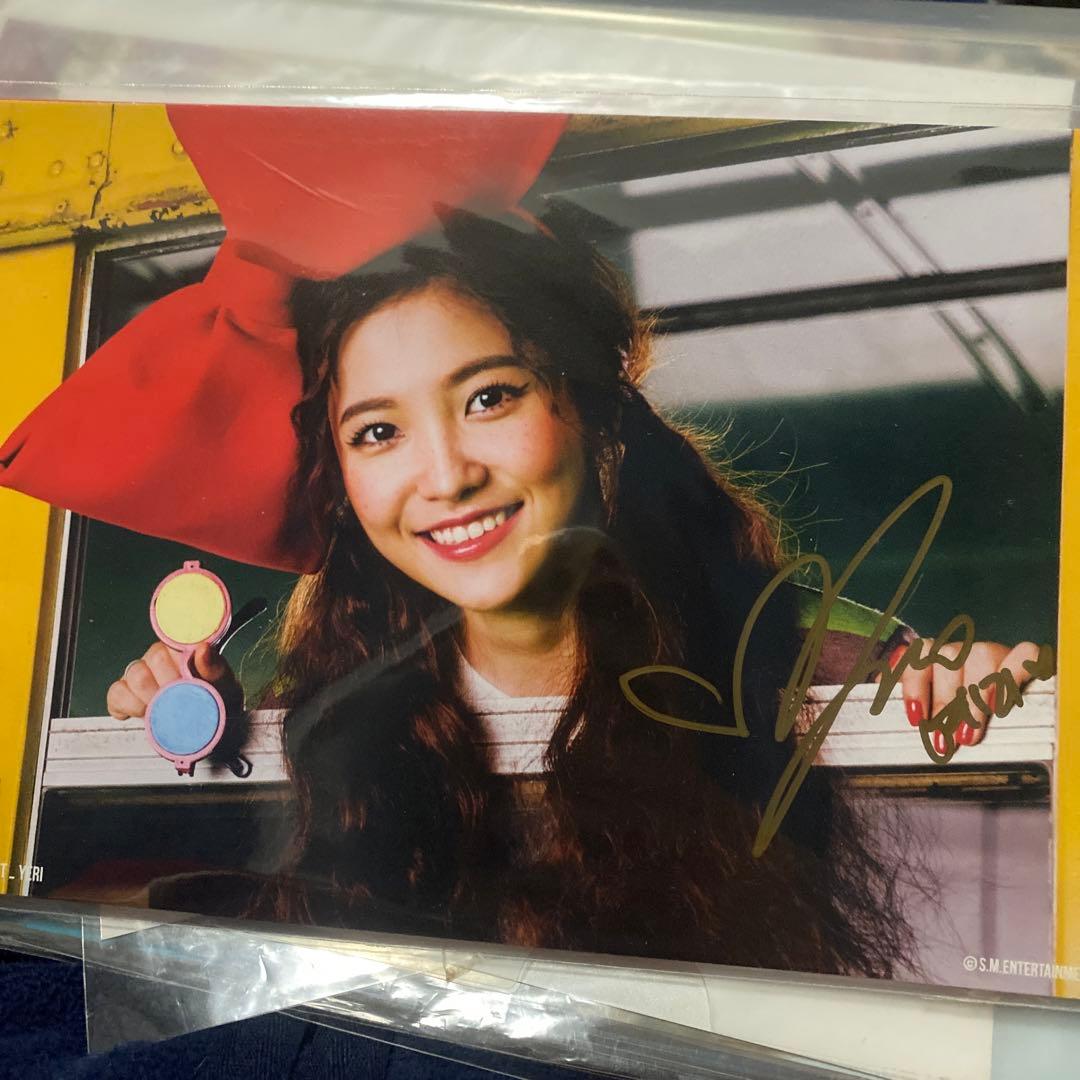 redvelvet イェリ 直筆　サイン入りポストカード 13x19.5cm