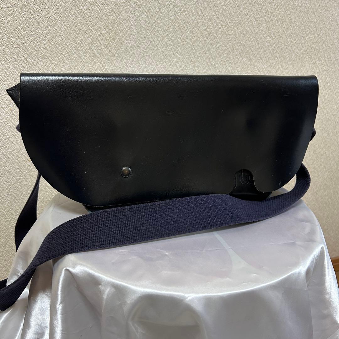 Uni&co メッセンジャーバッグ XSサイズ ネイビー