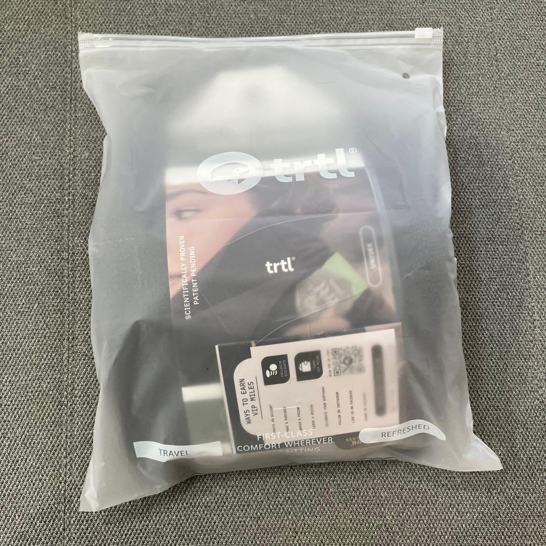 新品未使用　trtl トラベルピロー 収納バッグ付き