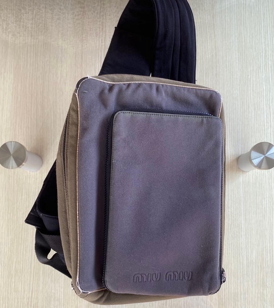 MIU MIU ボディバッグ