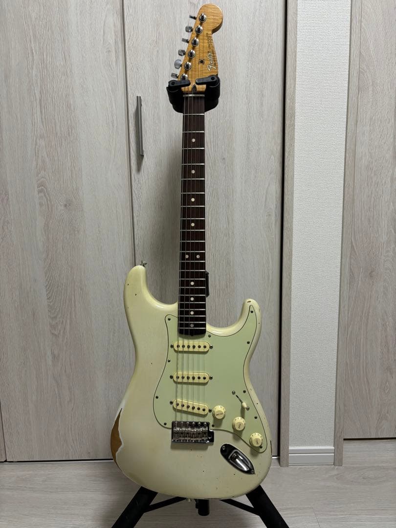 Fender Stratocaster ストラトキャスター