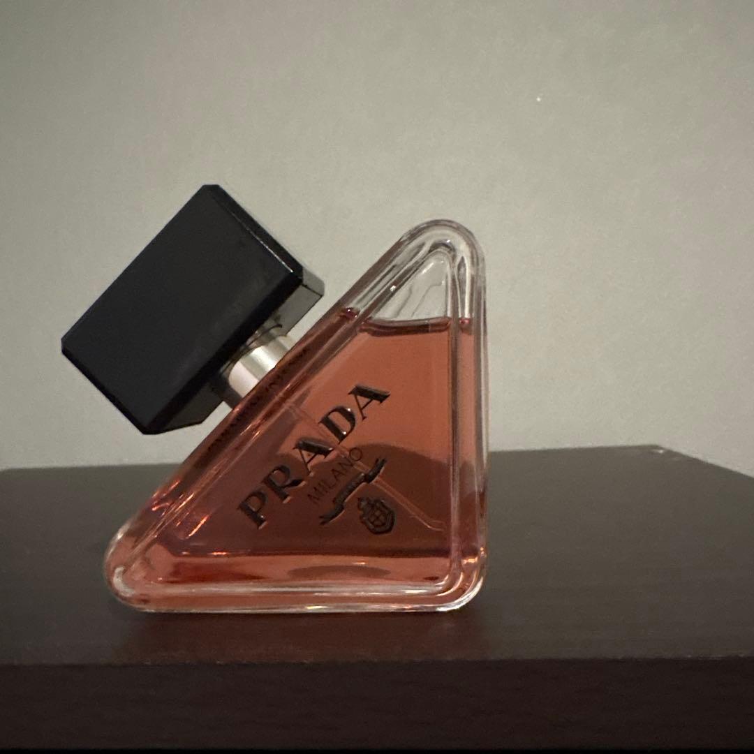 プラダ　パラドックスオーデパルファム　50ml