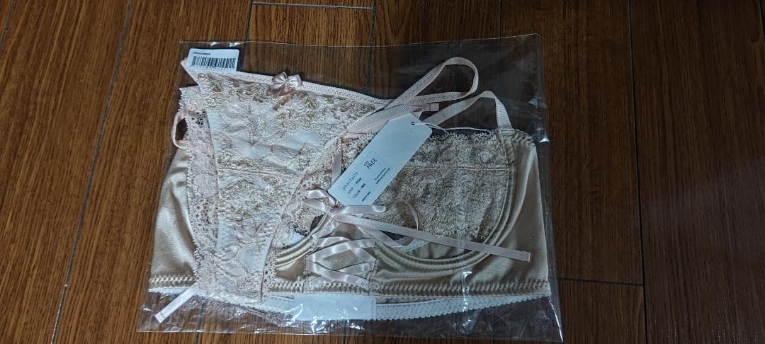 お*も様 PHARFAITE パルフェット レースランジェリーセットアップ ピン