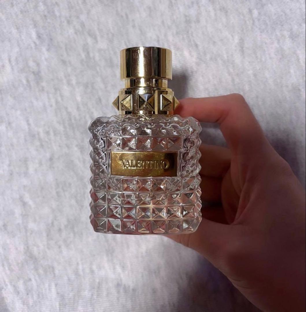 VALENTINO ドンナオーデパルファム 50ml 香水