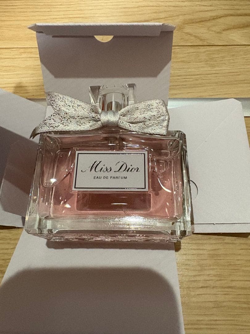 香水(女性用) Miss Dior Eau de Parfum 100ml