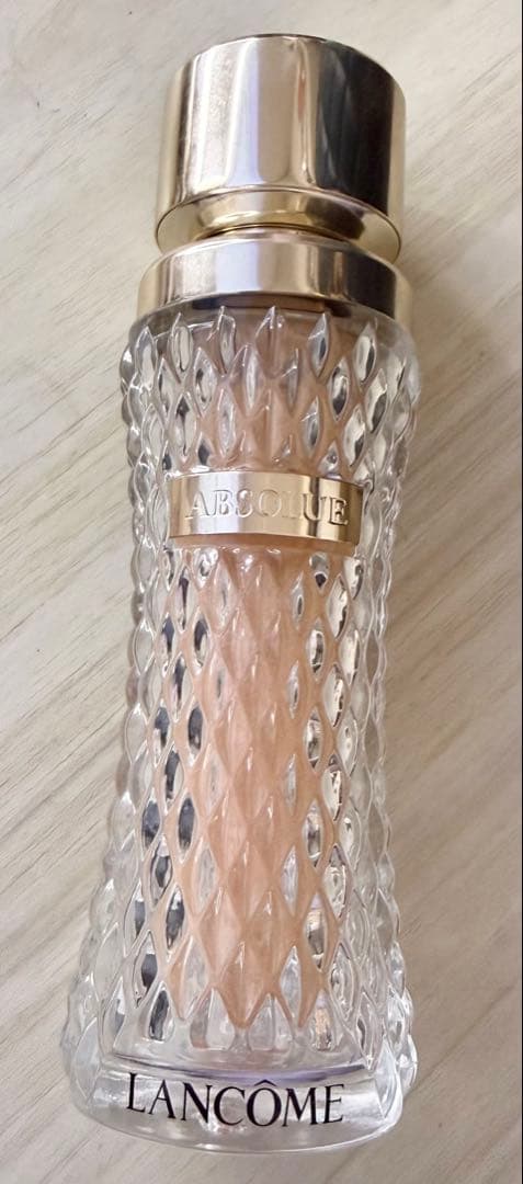 美品】LANCOME アプソリュ ザ フルイド ファンデーション 90 - メルカリ