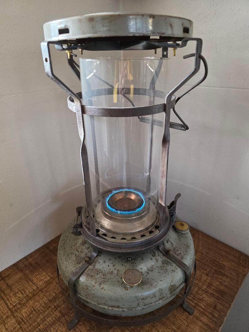 n*u様 激レア ８型　アラジンストーブ　 ビンテージストーブ　捻りフレームガラ n*u様 激レア 8型 アラジンストーブ ビンテージストーブ 捻りフレーム