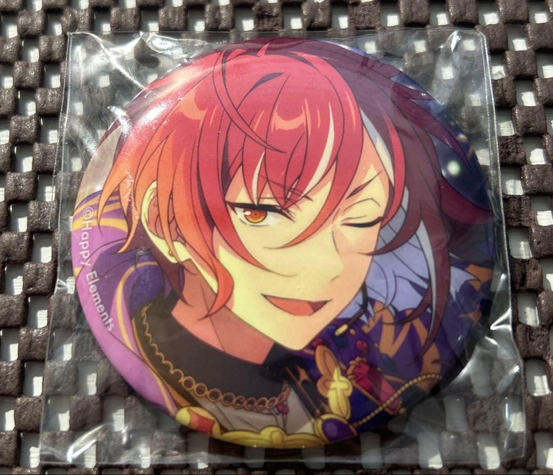 あんスタ 逆先夏目 フィーチャー缶バッジ - メルカリ