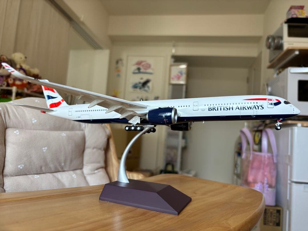 エアバスA350-1000 British Airways 1/200 美品 Airbus A350-1000 Commercial Aircraft with Flaps Down 