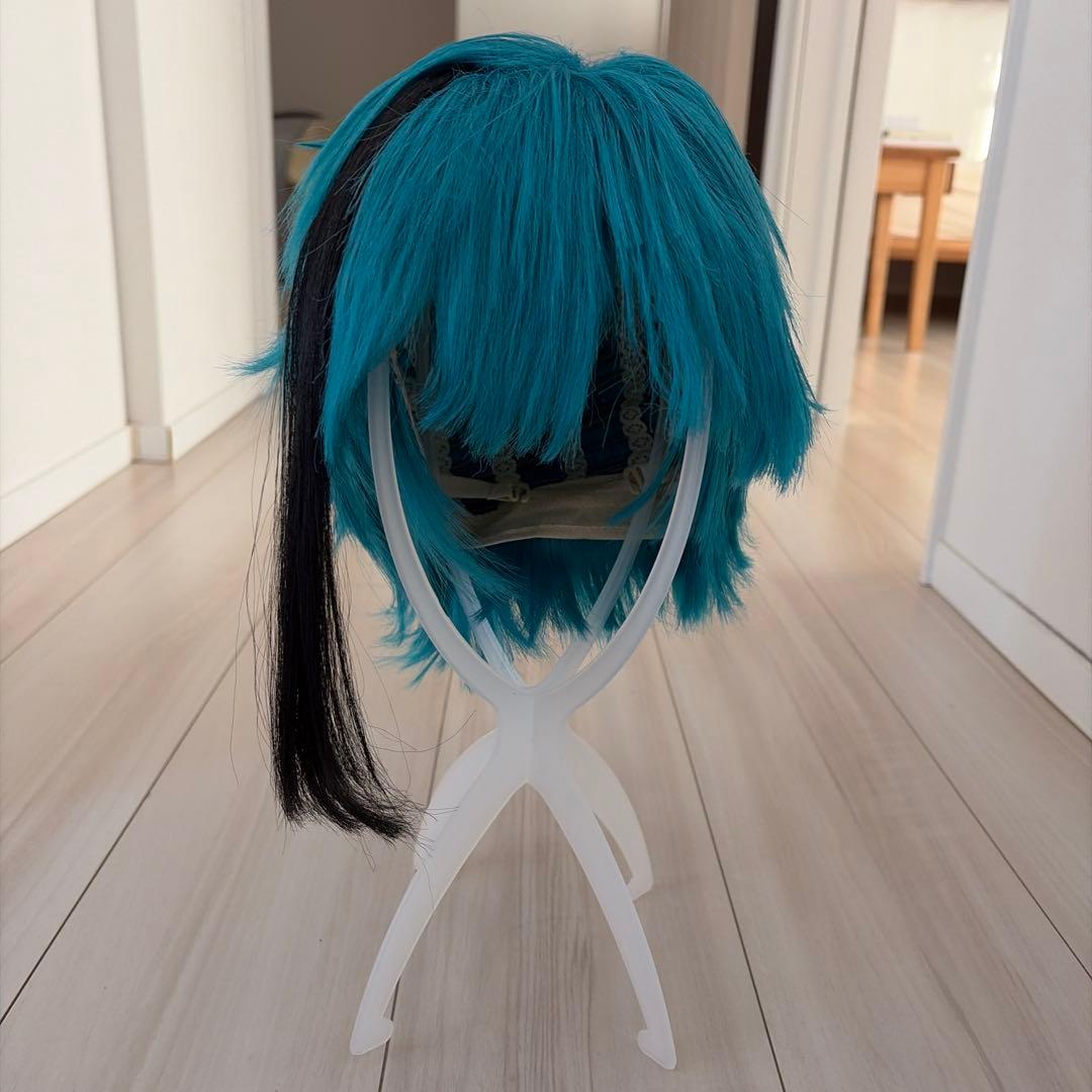 ツイステ フロイド ウィッグ コスプレ セット済み - メルカリ