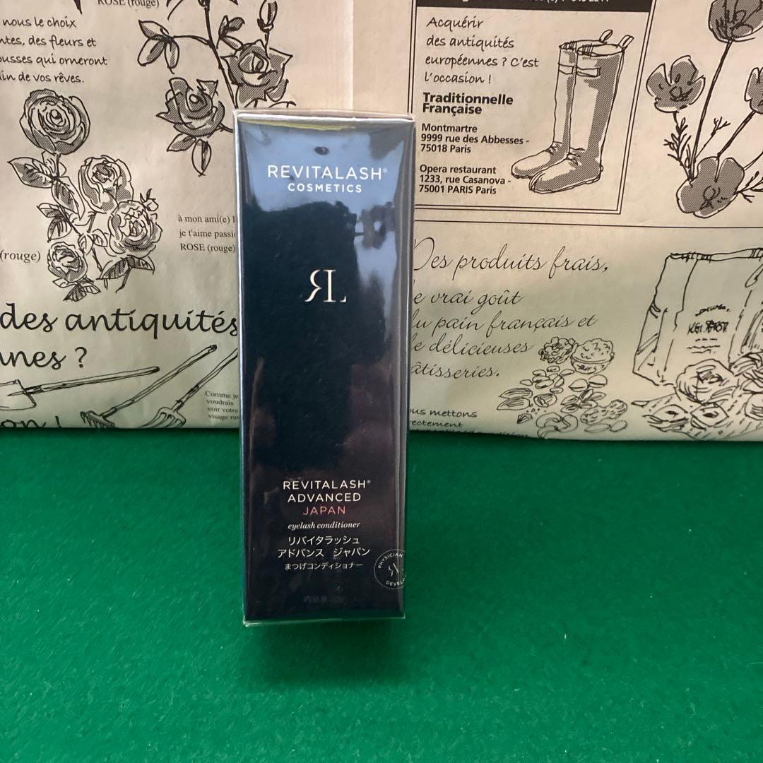 REVITALASH ADVANCED まつ毛美容液 未使用，新品　正規品