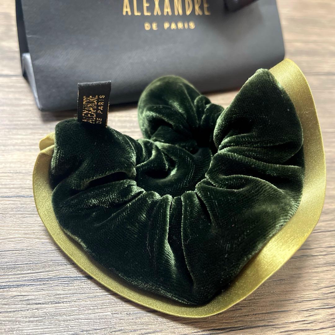 美品】ALEXANDRE DE PARIS ダークグリーン ベルベットシュシュ - メルカリ