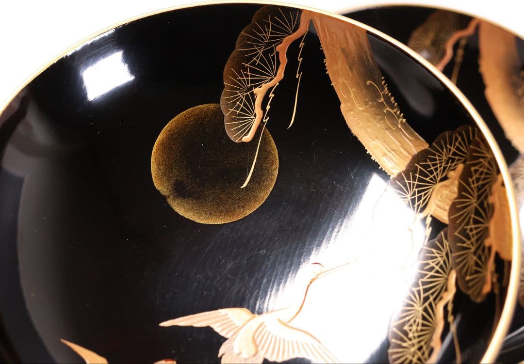 CM378】大正期 月と松 飛翔鶴 金蒔絵 欅地溜塗 黒塗 椀二客 木製漆器