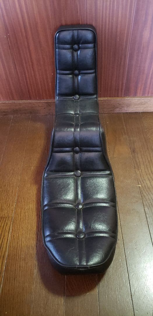 ビンテージ キング&クイーンシート 60s 70s ハーレー XS SR400 - メルカリ