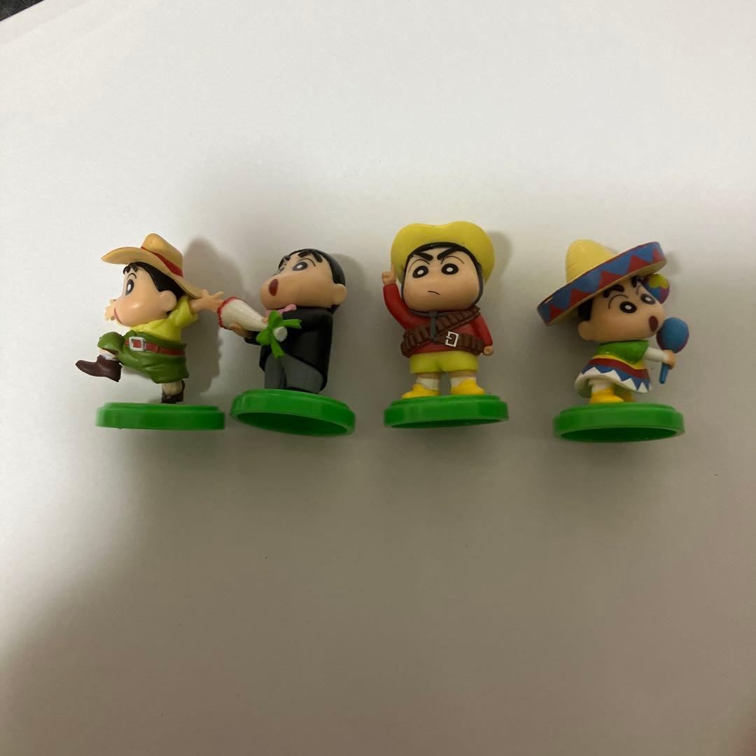 クレヨンしんちゃん フィギュア 4体セット - メルカリ
