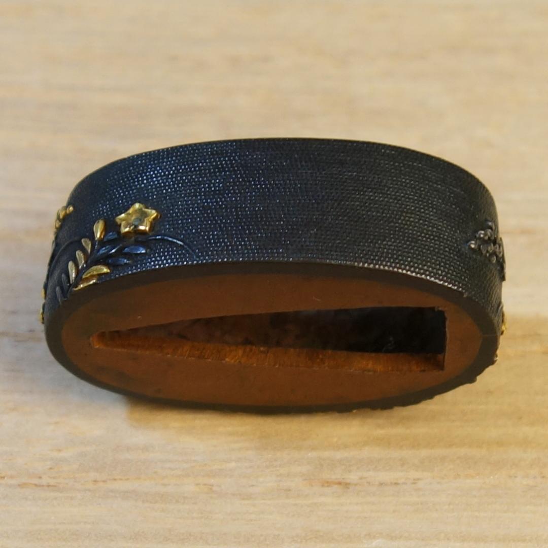 赤銅魚子地 金銀銅象嵌 草花図縁 】刀装具 縁頭 鍔 鐔 日本刀 武具