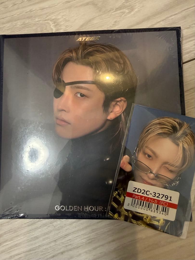 ATEEZ デジパック未開封 JAPAN FC限定トレカ ユニバ ホンジュン - メルカリ