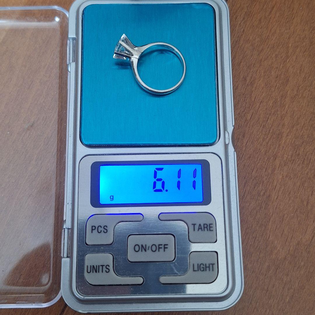 プラチナ　造幣局刻印有り　pt900 立爪リング