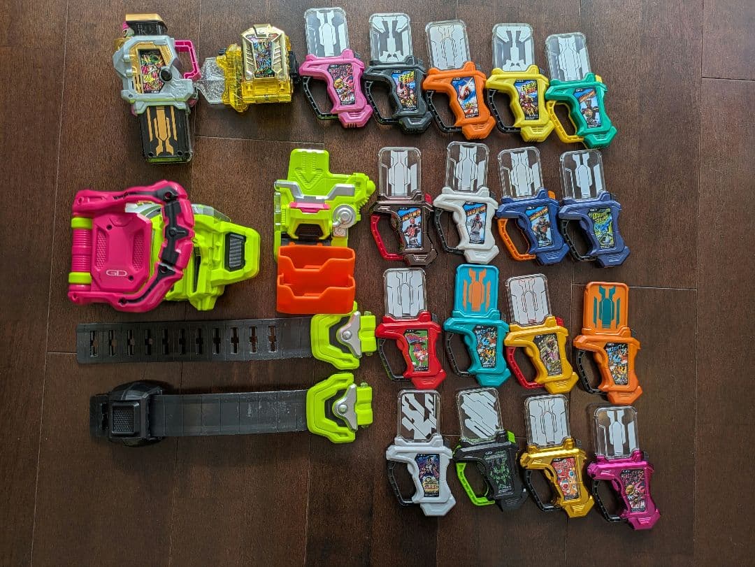 仮面ライダーエグゼイド変身ベルトDXゲーマドライバー、ガシャット