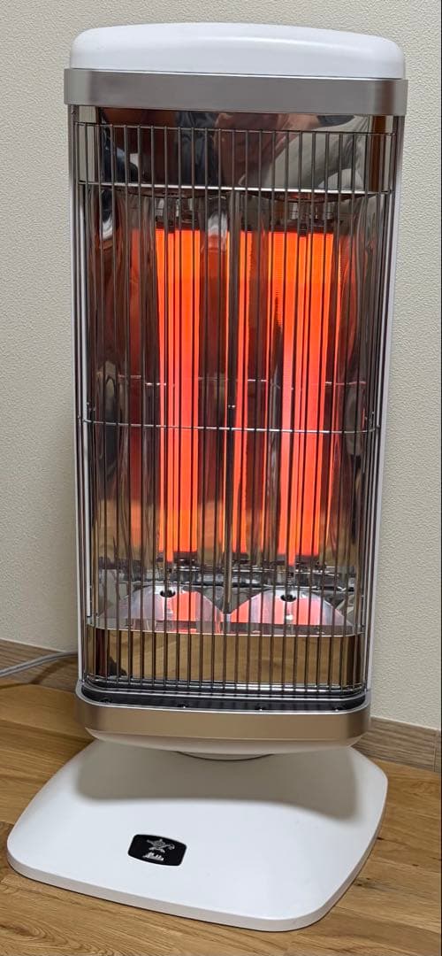 Aladdin タワー型遠赤外線ヒーター AEH-2G1N 楽天市場】Aladdin アラジン 遠赤外線グラファイトヒーター 【特典付き