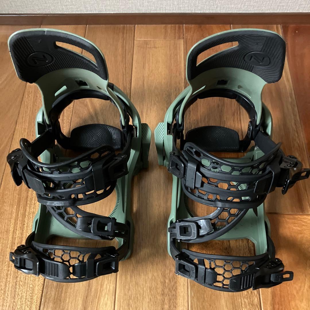 ナイデッカー　スーパーマチック　オリーブ　Mサイズ