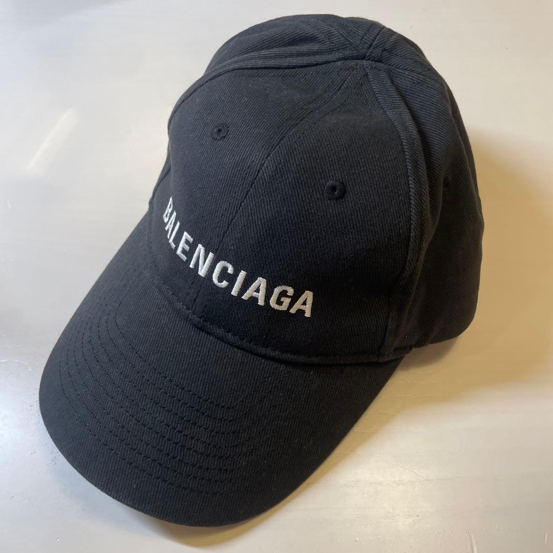 BALENCIAGA キャップ ブラック