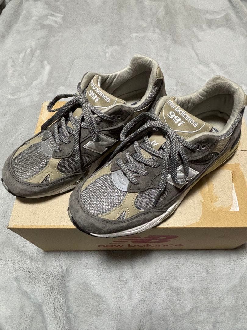 ニューバランス 991UKF UK40周年記念 26cm ニューバランスのUK40周年記念モデル「M991 UKF（グレー）」を