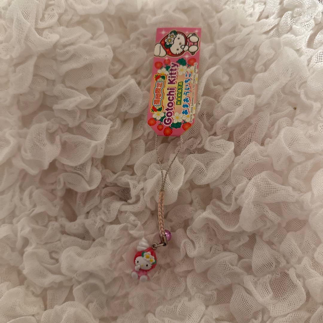 福岡限定 あまおういちご　ホイップクリーム　Gotouchi Kitty