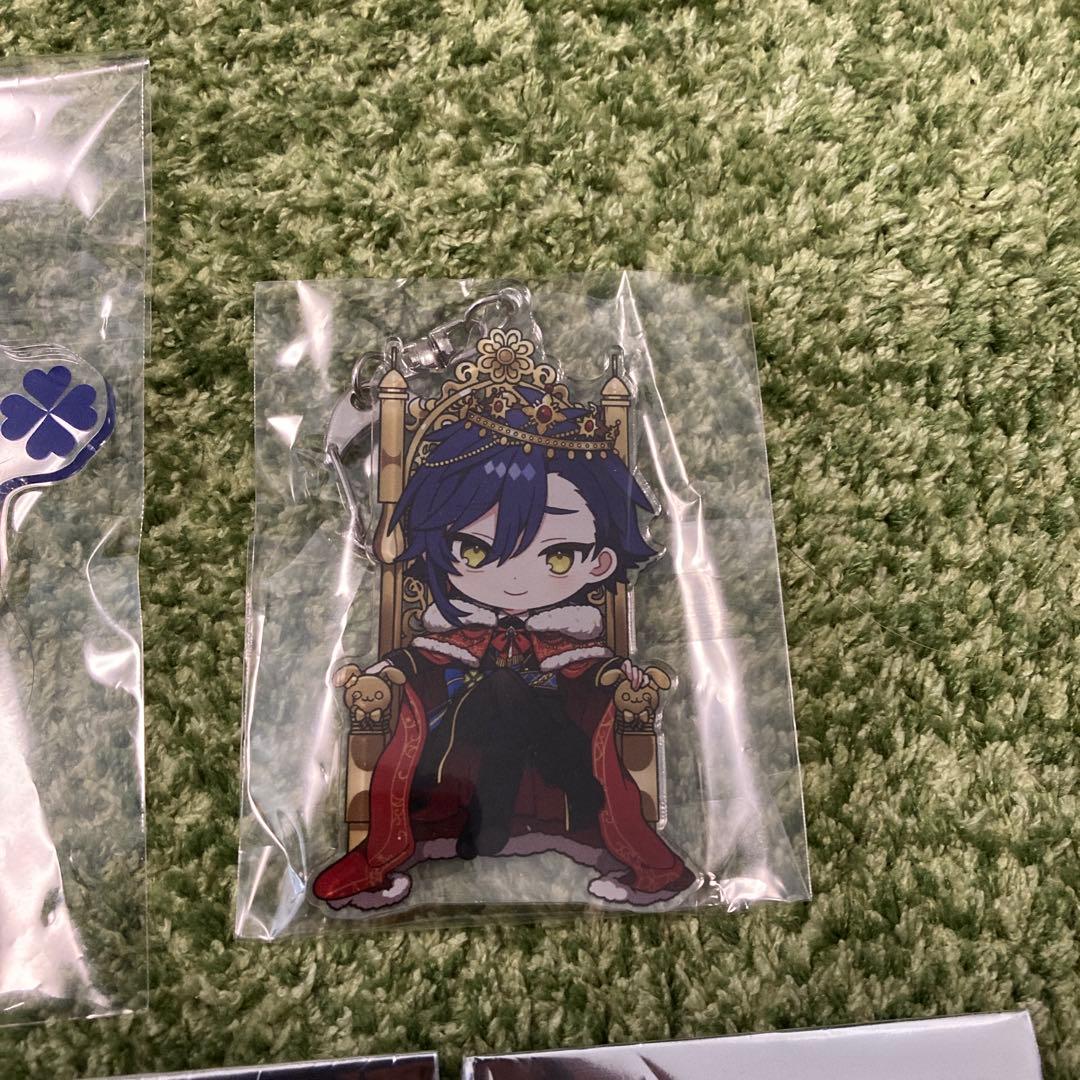 クレノア スタンガン アクリルスタンド アクキー 缶バッジ チェキ