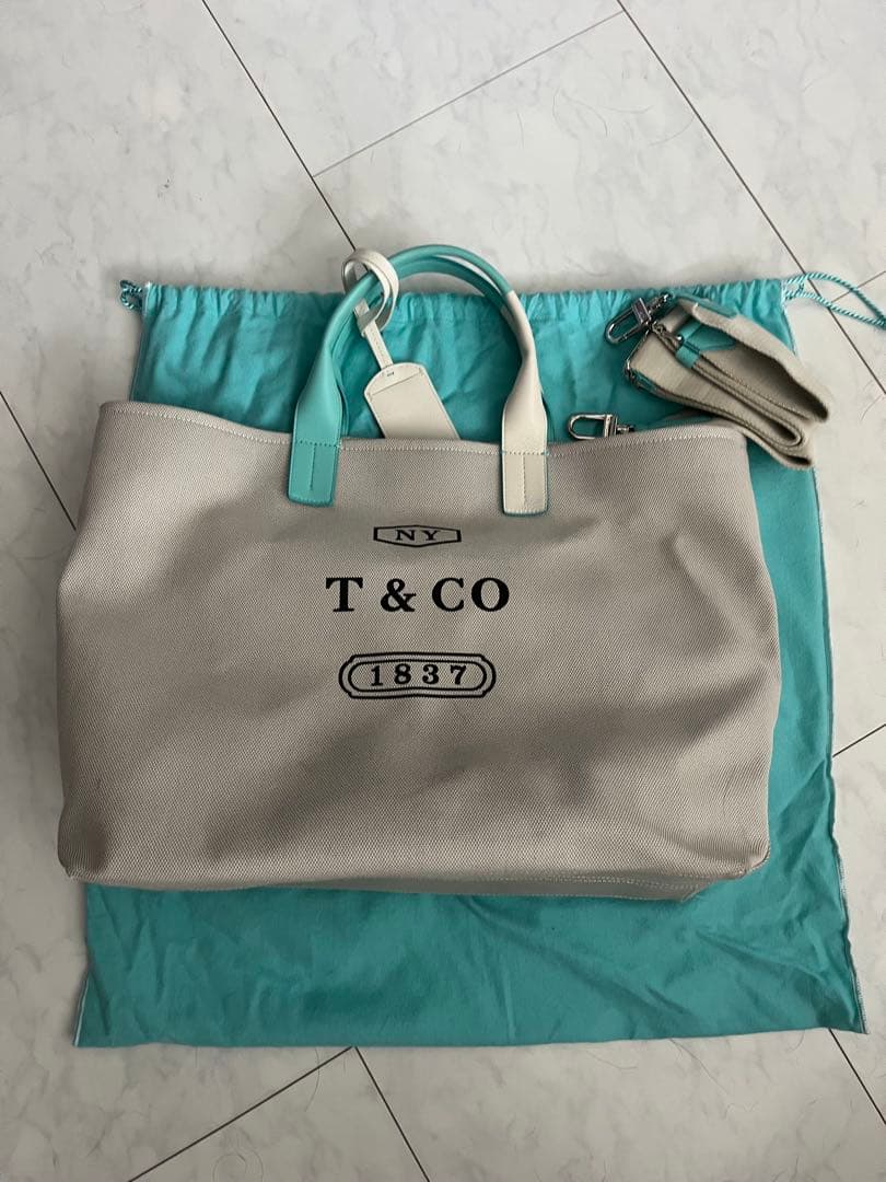 ティファニー　キャンバストート　旅行用