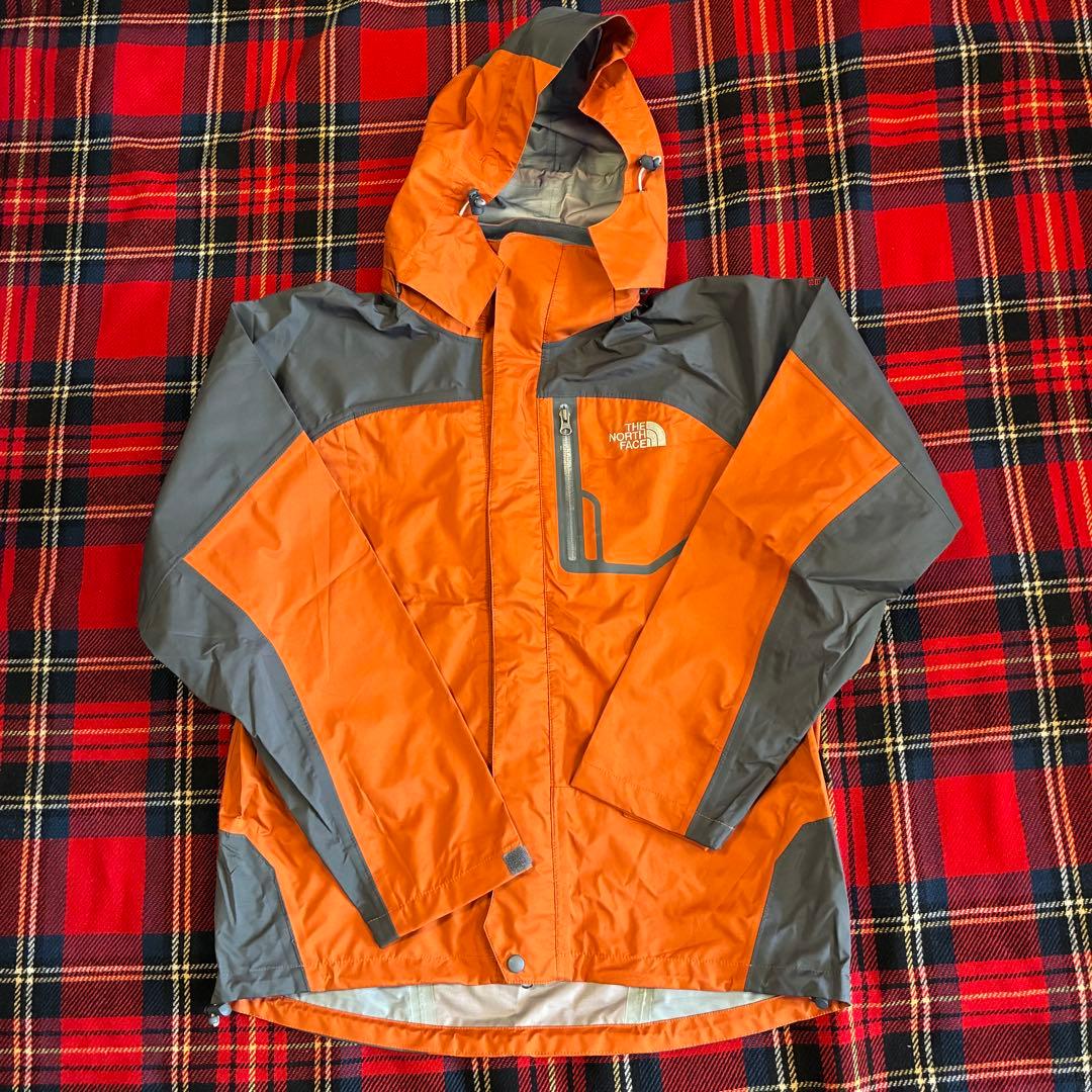 THE NORTH FACE ゴアテックスマウンテンパーカー オレンジ/グレー THE NORTH FACE サミット ゴアテックス マウンテンパーカー オレンジ