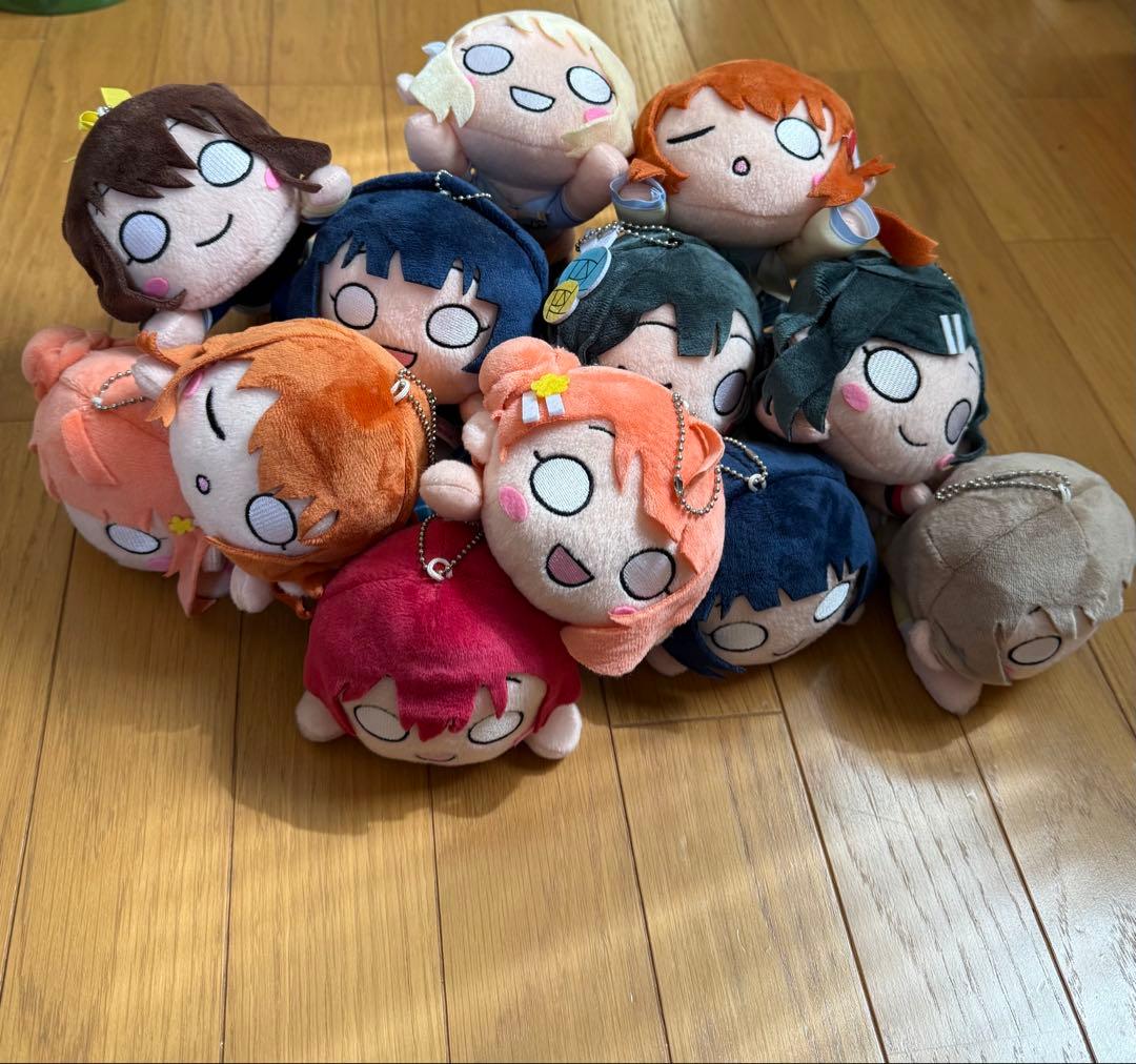 ラブライブ　虹ヶ咲学園　寝そべりぬいぐるみ12体　おまとめ